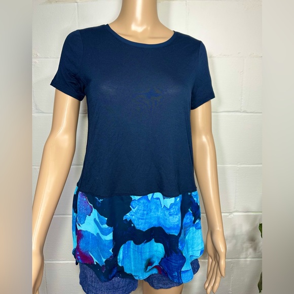 VERA WANG Blue Bottom Floral  Blouse size XS - Picture 1 of 6